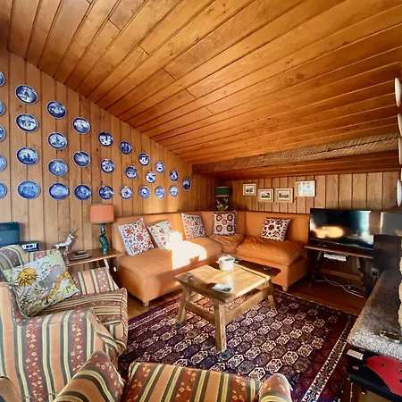 アパート Cozy 3 Bedroom With Beautiful Views *