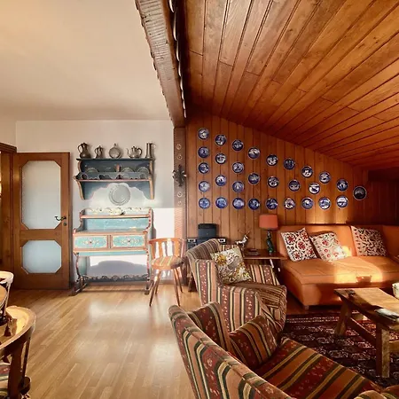 アパート Cozy 3 Bedroom With Beautiful Views コルティーナ・ダンペッツォ